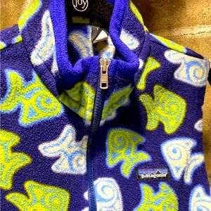PATAGONIA Synchilla Youth Fishes vest; size 10/Medium